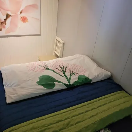 Apartment Friends & Family At Alpinlandsby/oyer Center