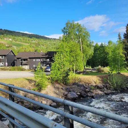 Friends & Family At Alpinlandsby/oyer Center Apartment Hafjell