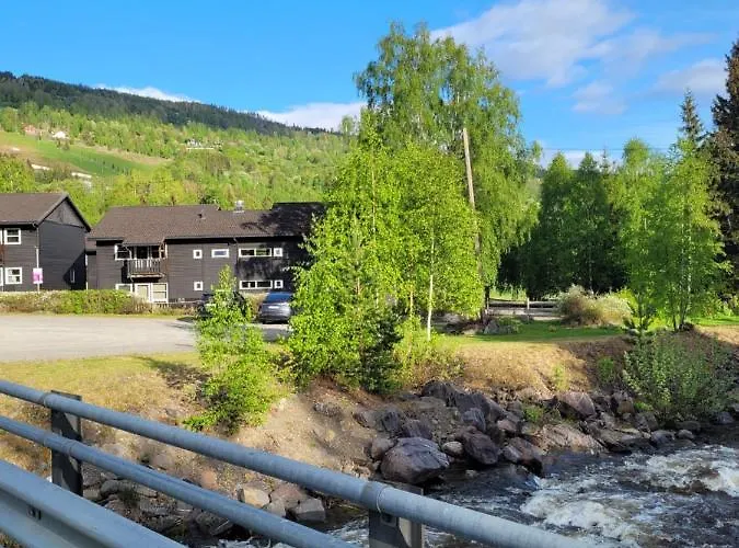 Friends & Family At Alpinlandsby/oyer Center Lägenhet Hafjell